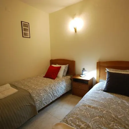 Apartment Holiday House Arramada Guia (Faro)