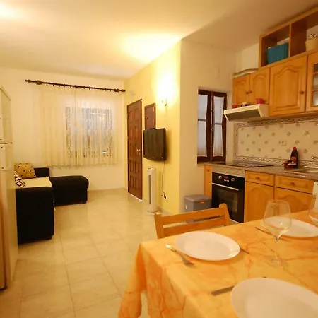 House Arramada Guia (Faro)